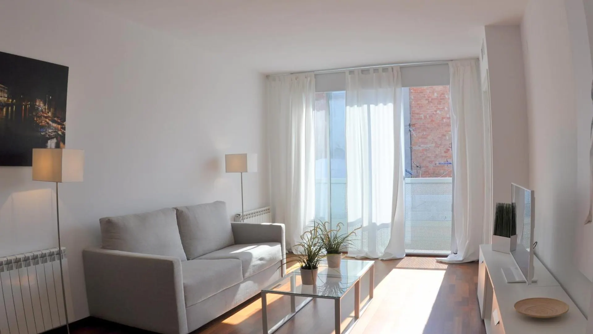Glasir Apartments Barcellona 0*,